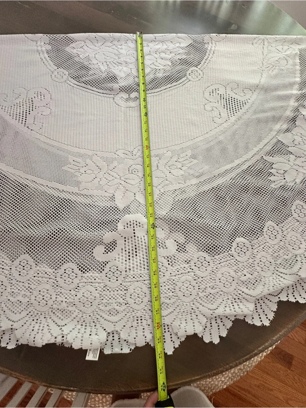 Ritz 72” Round White Lace Tablecloth Floral Polyester Table Cover